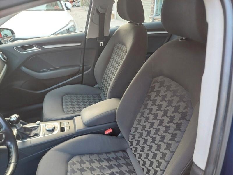 Audi A3 SPB 1.6 TDI clean diesel Attraction