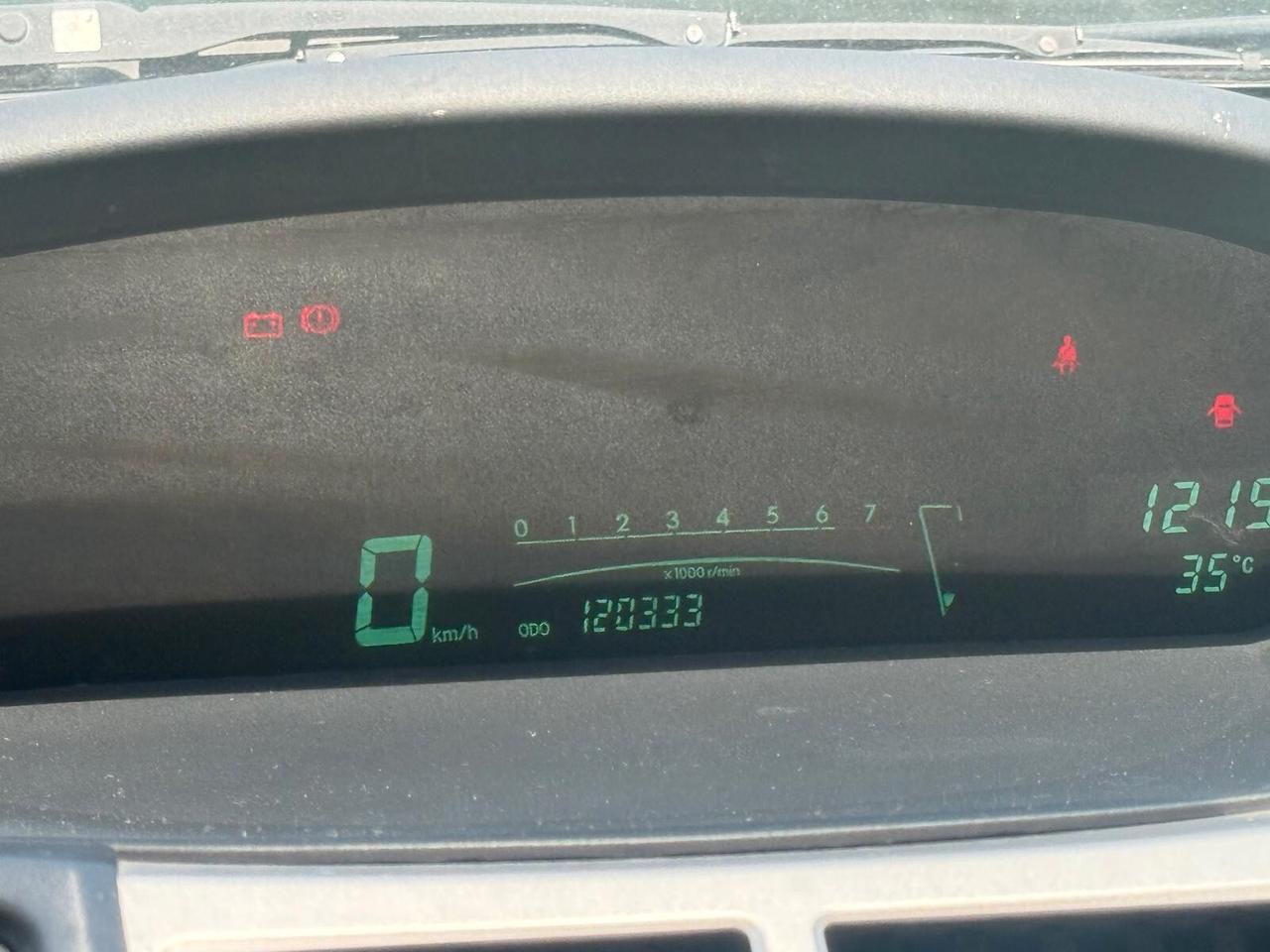 Toyota Yaris II 5p 1.0 Sol - 120.333 km - Neopatentati
