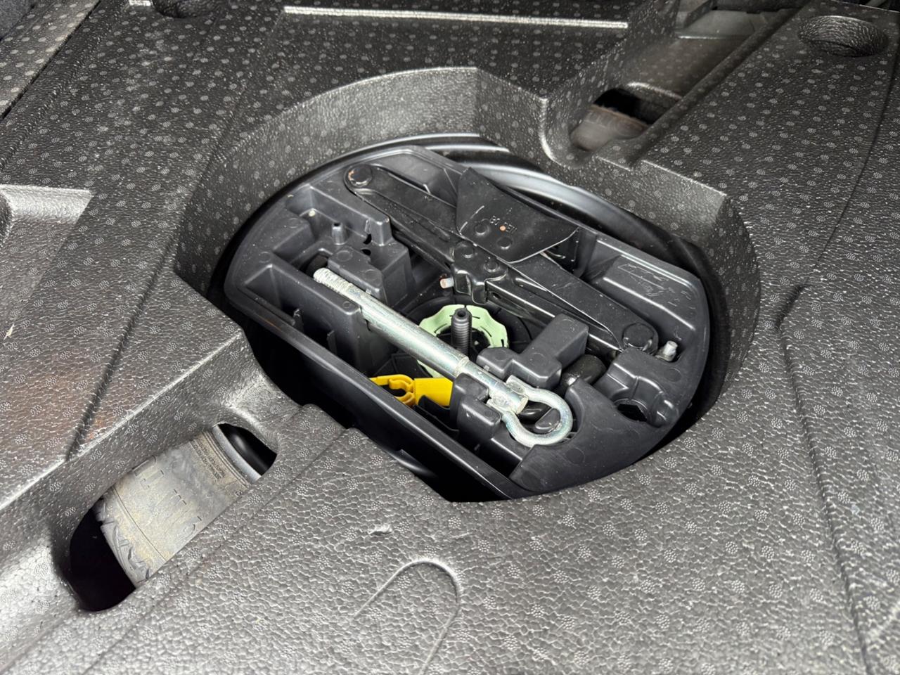 Peugeot 308 1.6 e-HDi Diesel 6MARCE POCHI KM