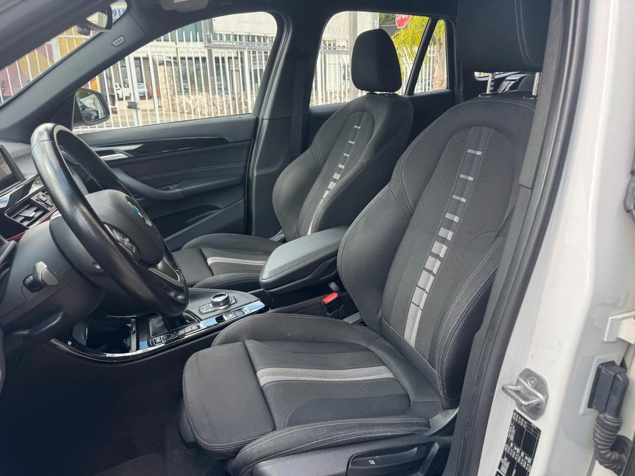 Bmw X1 xDrive18d xLine Automatica LED NAV