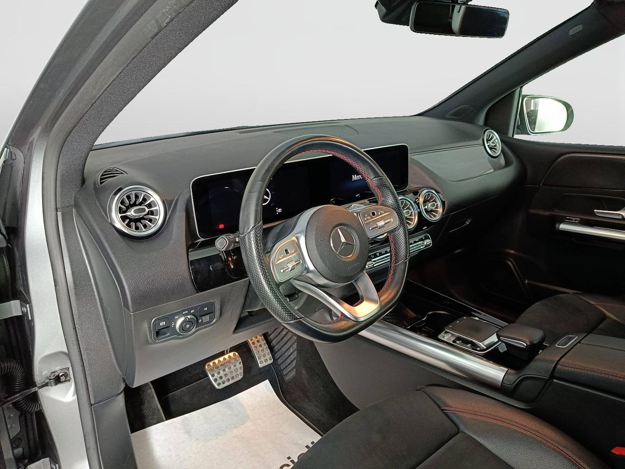 Mercedes-Benz Classe B - W247 2018 - B 180 d Premium auto