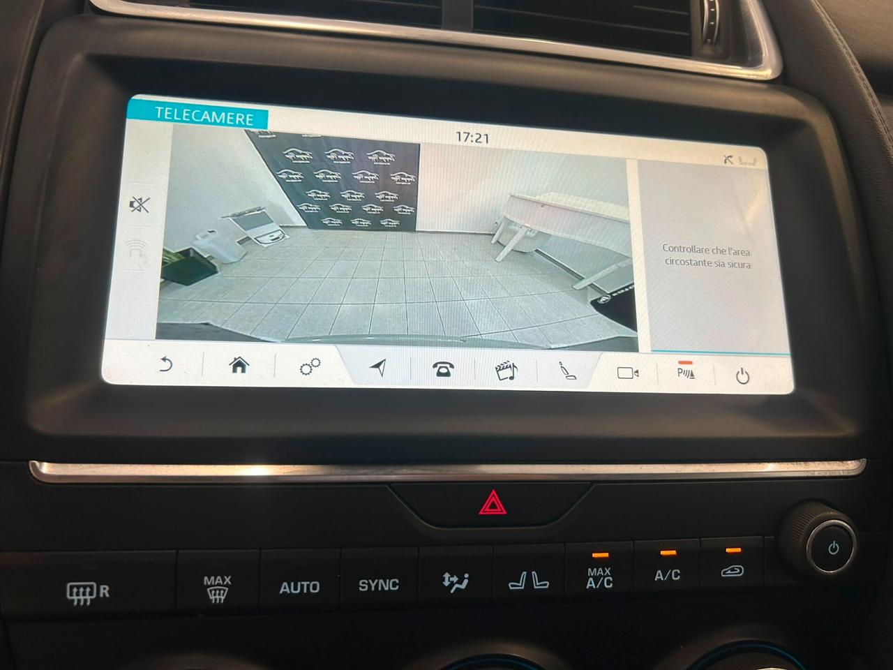 Jaguar E-Pace 2.0D 150CV. R-Dynamic 2019