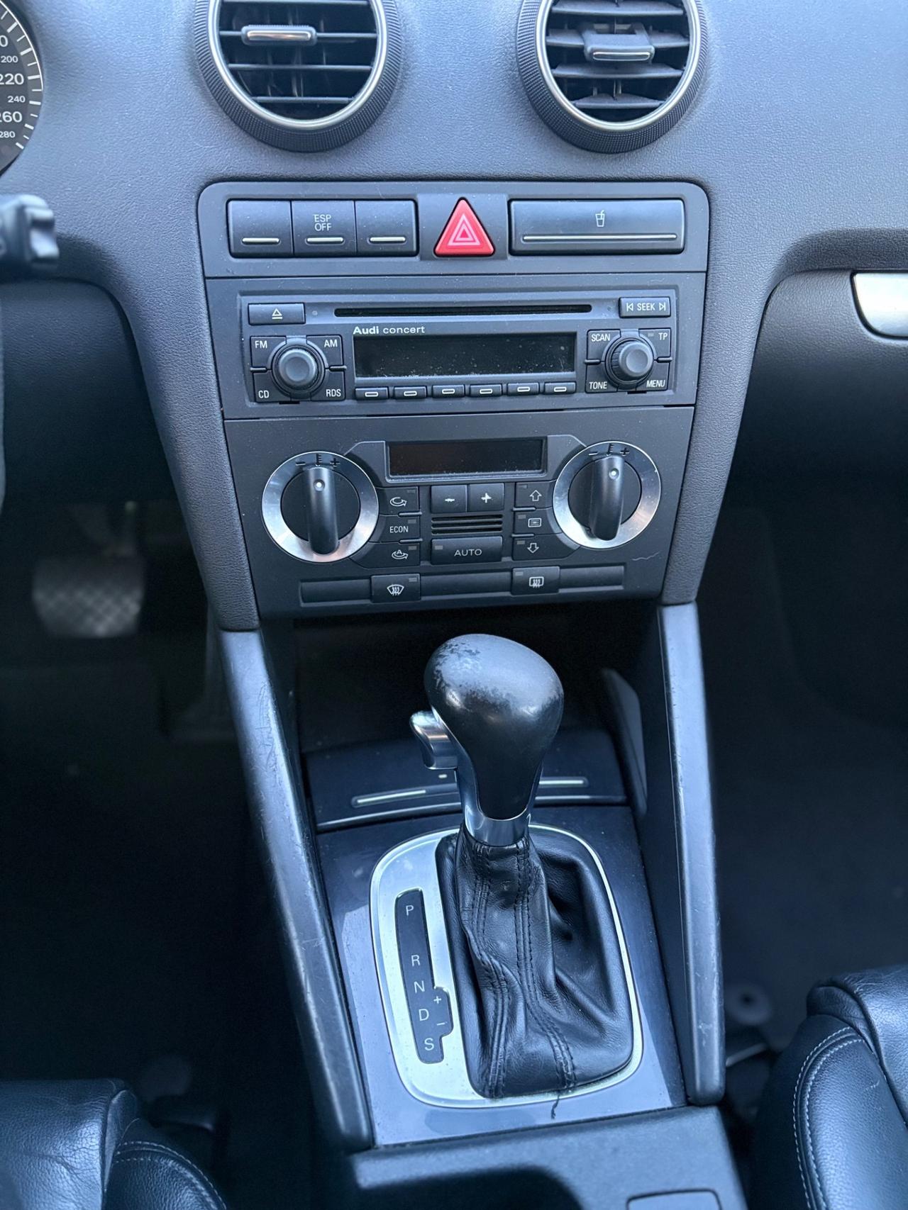 Audi A3 2.0 BENZINA TFSI DSG Ambition