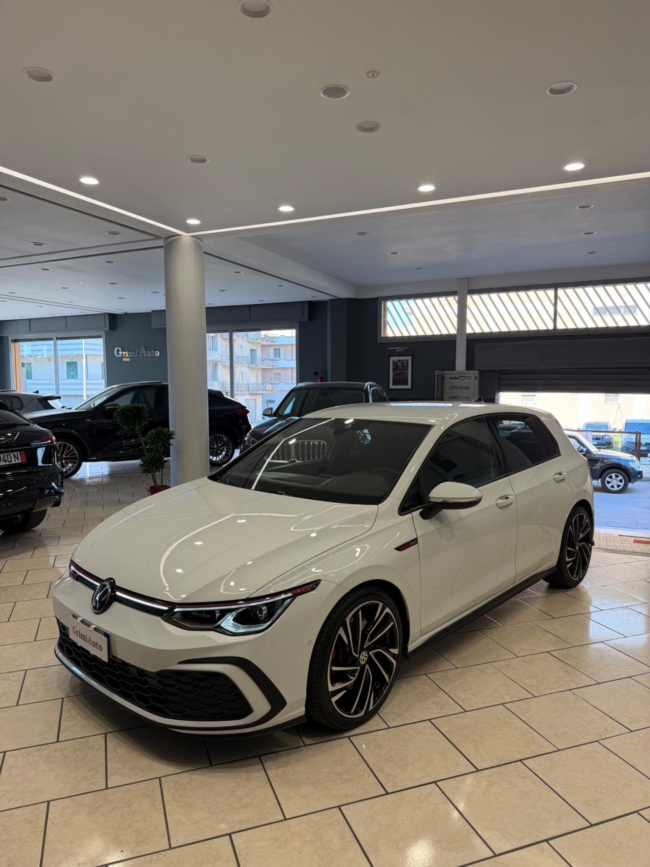 Volkswagen Golf GTI 2.0 TSI DSG