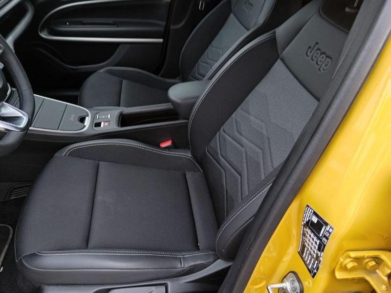 Jeep Avenger e-Hybrid 1.2 MHEV e-Hybrid Turbo Summit