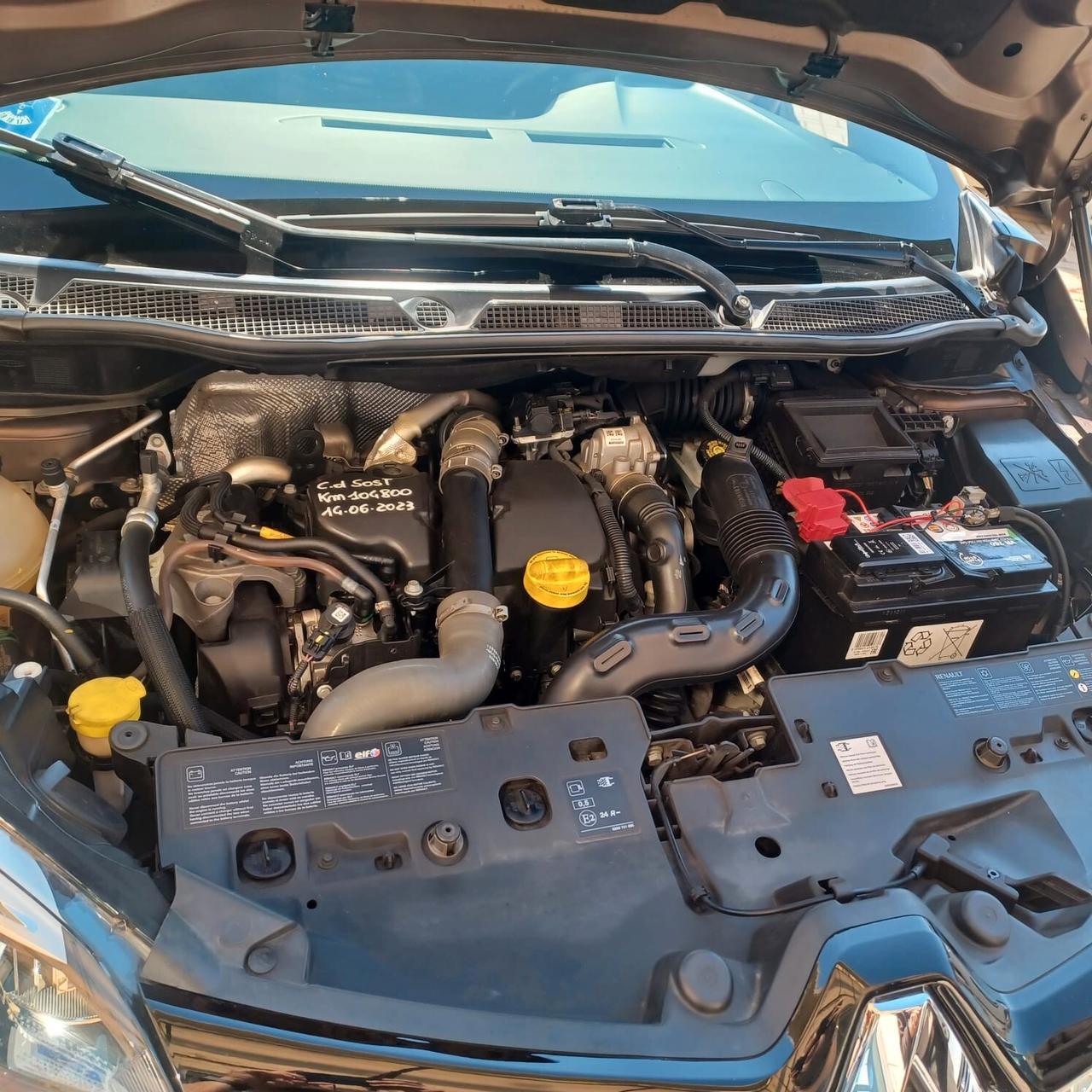 TENUTA IN MODO MANIACALE SEMPRE IN GARAGE CAPTUR 1.5