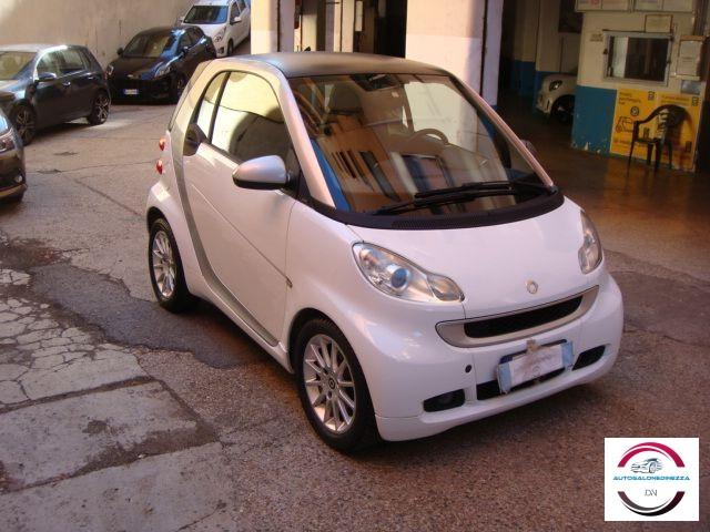 SMART - Fortwo - 1000 52 kW MHD coupé passion