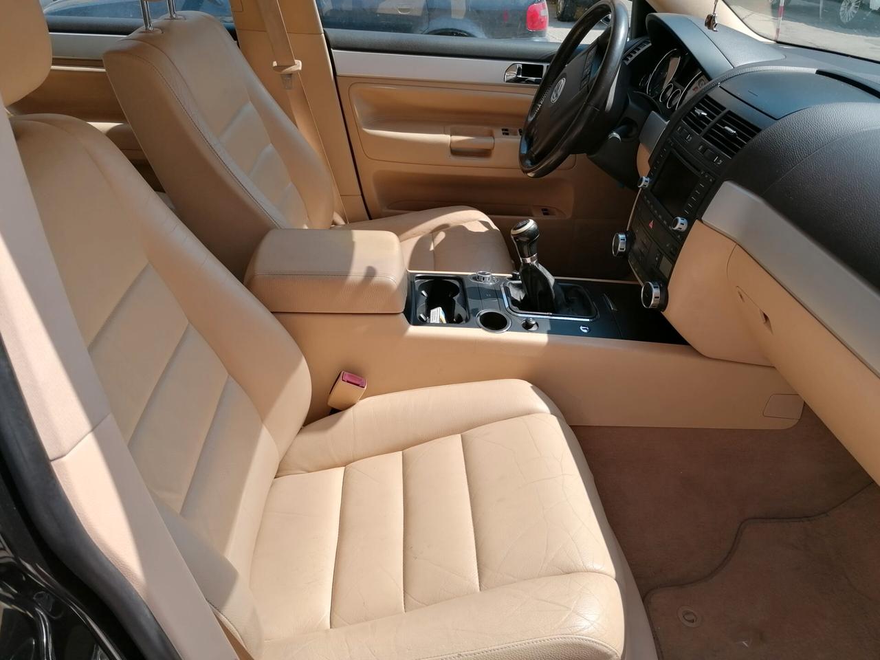 Volkswagen Touareg 3.0 V6 TDI CAMBIO MANUALE