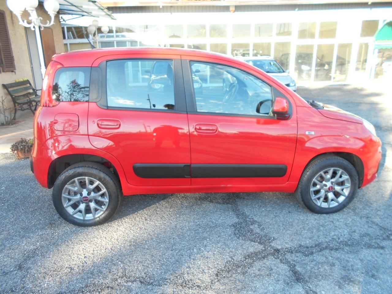 Fiat Panda 0.9 TwinAir Turbo Natural Power Lounge