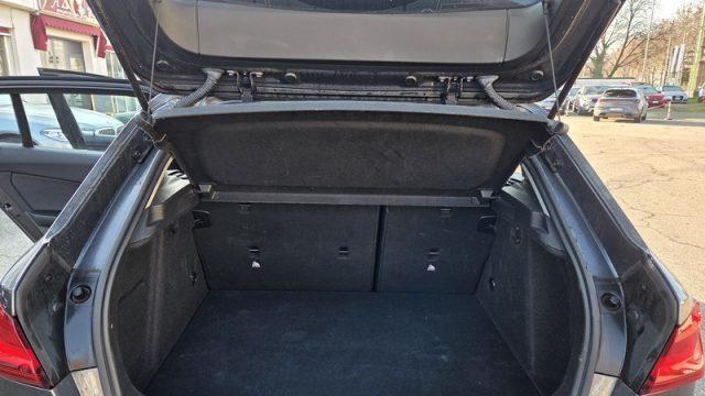 BMW 118 d 5p. Aut. Business Advantage PERMUTE