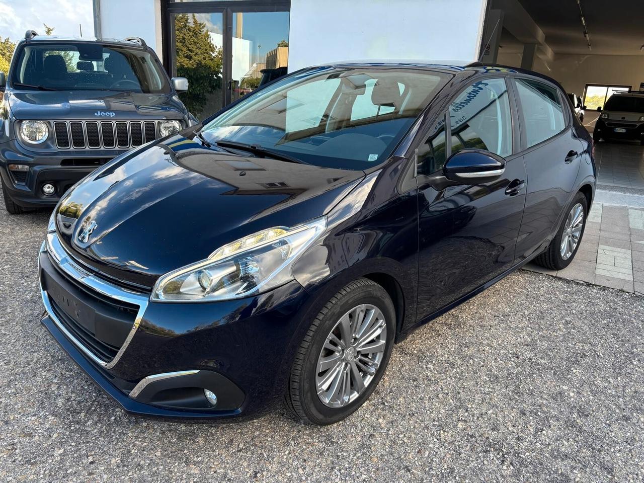 Peugeot 208 BlueHDi 75 5 porte Allure