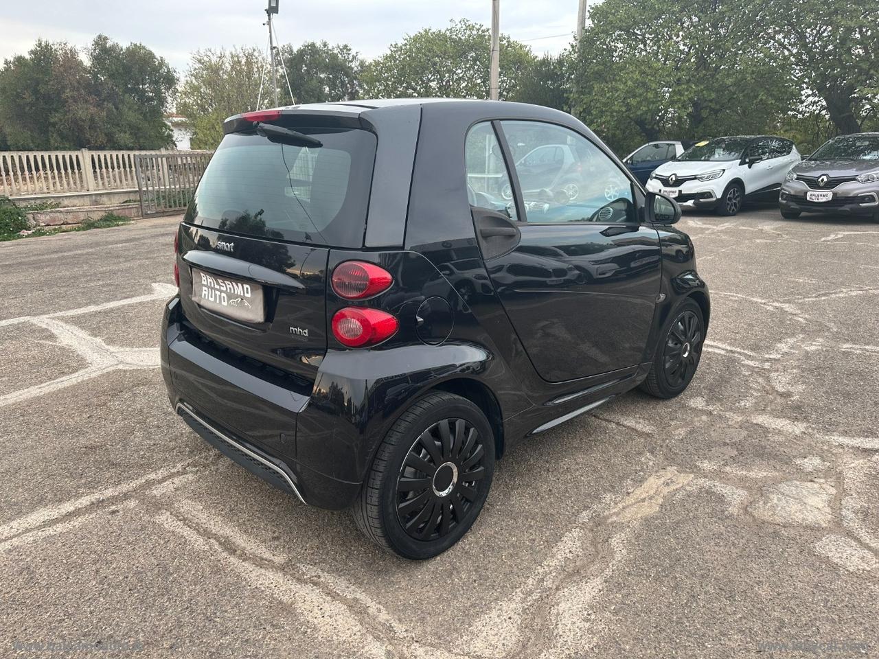 SMART fortwo 1000 52 kW MHD coupé Special One