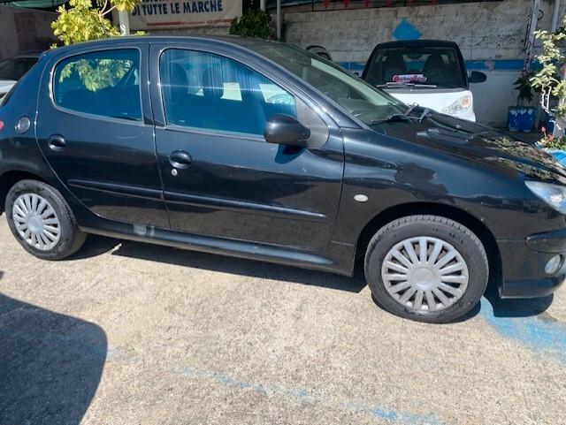 Peugeot 206 1.4 HDi 5p. Enfant Terrible