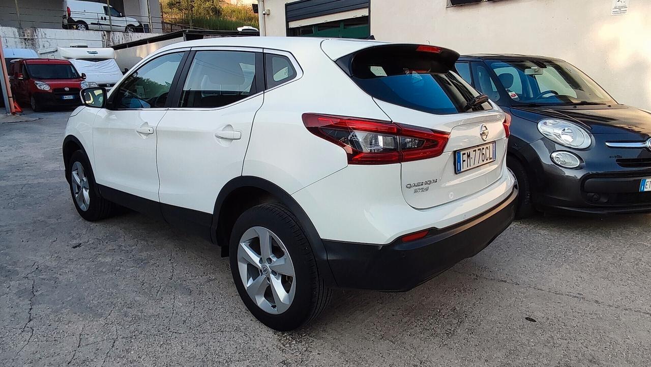 Nissan Qashqai Autocarro 5 posti