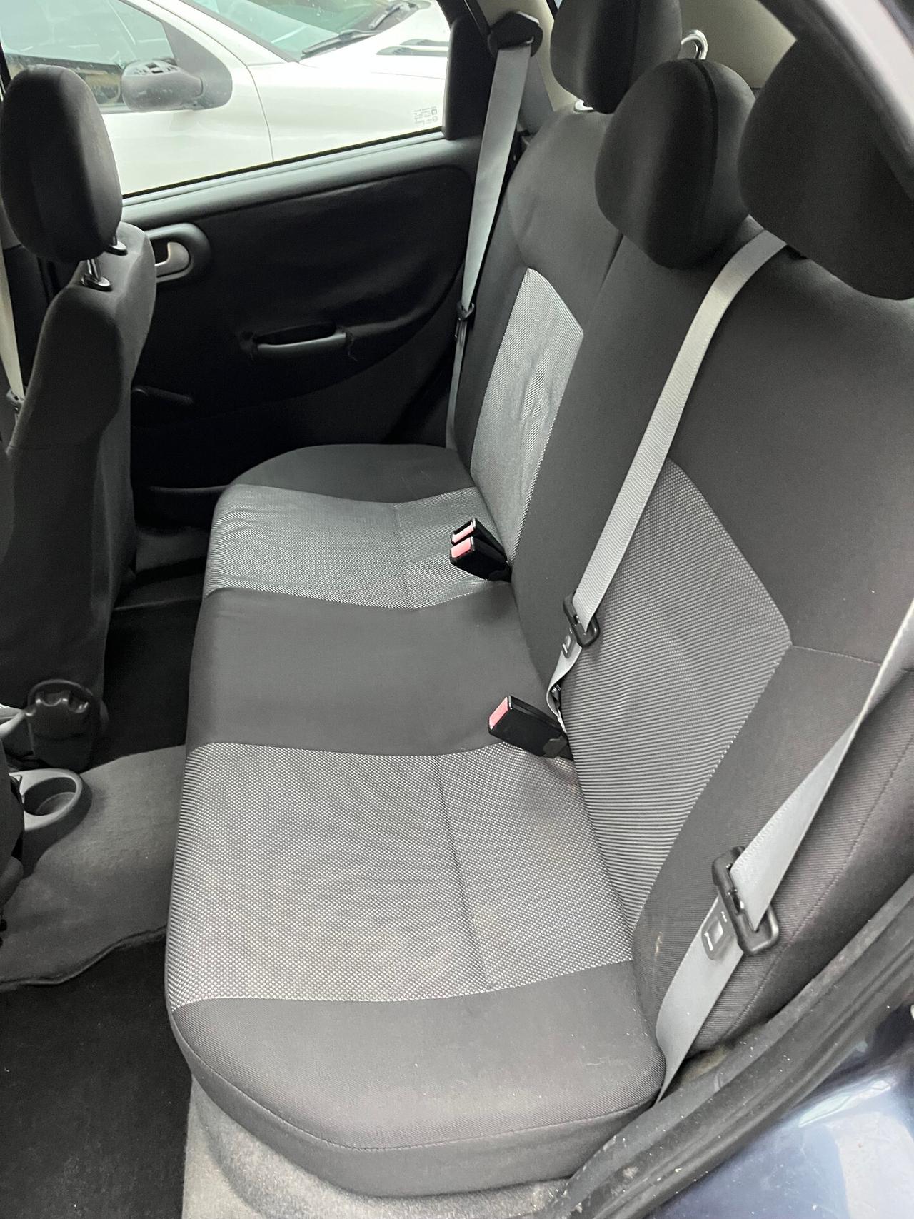 OPEL CORSA 1.2 BENZINA 5 PORTE ANCHE PER NEOPATENTATI