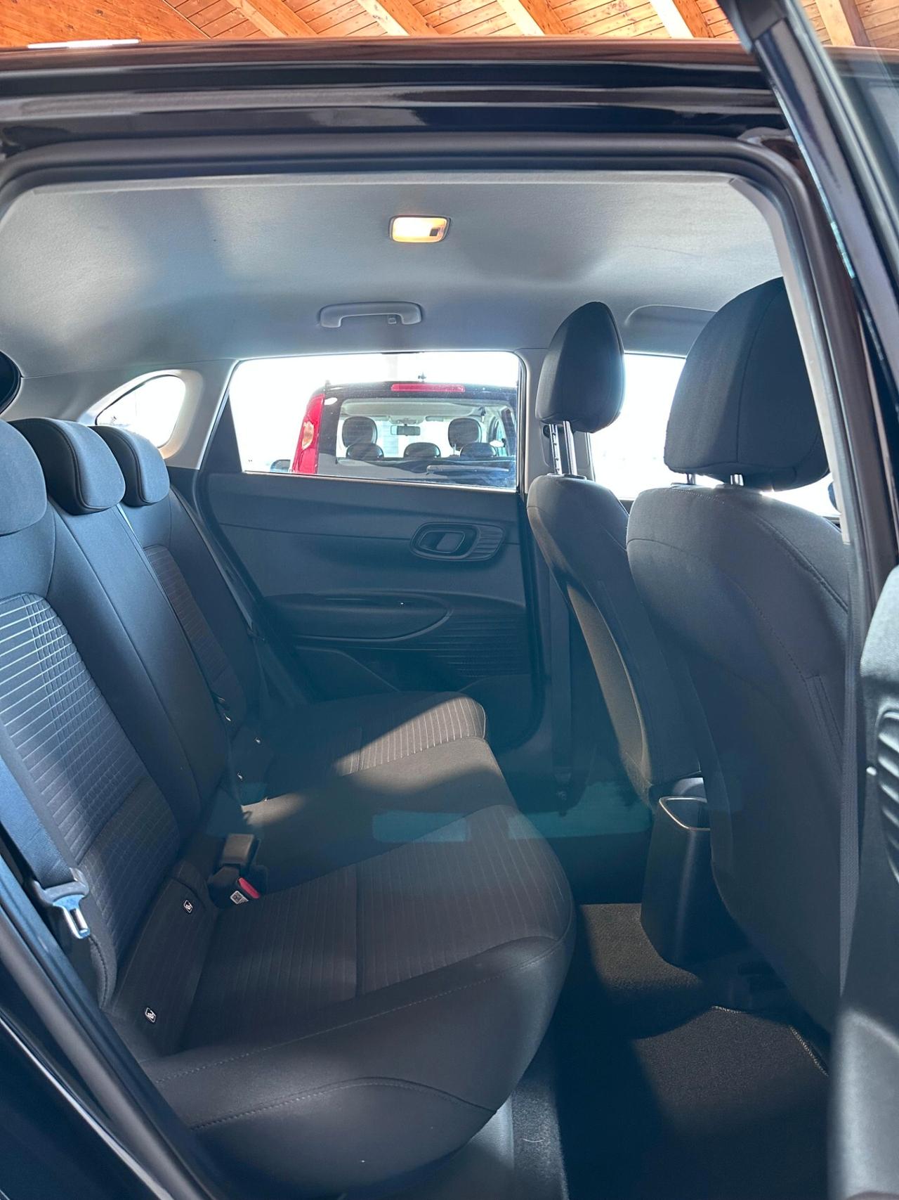 Hyundai i20 III 2022 1.2 mpi Connectline *UniProprietario *NeroMetallizzato*Cerchi inLega *AppleCarplay*Retr