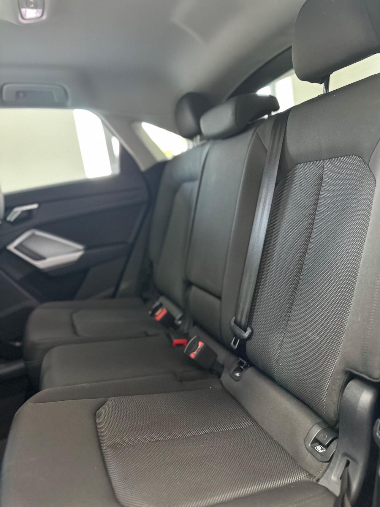 Audi Q3 35 TDI S tronic line edition
