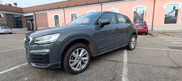 Audi Q2 35 TFSI S tronic Identity Black