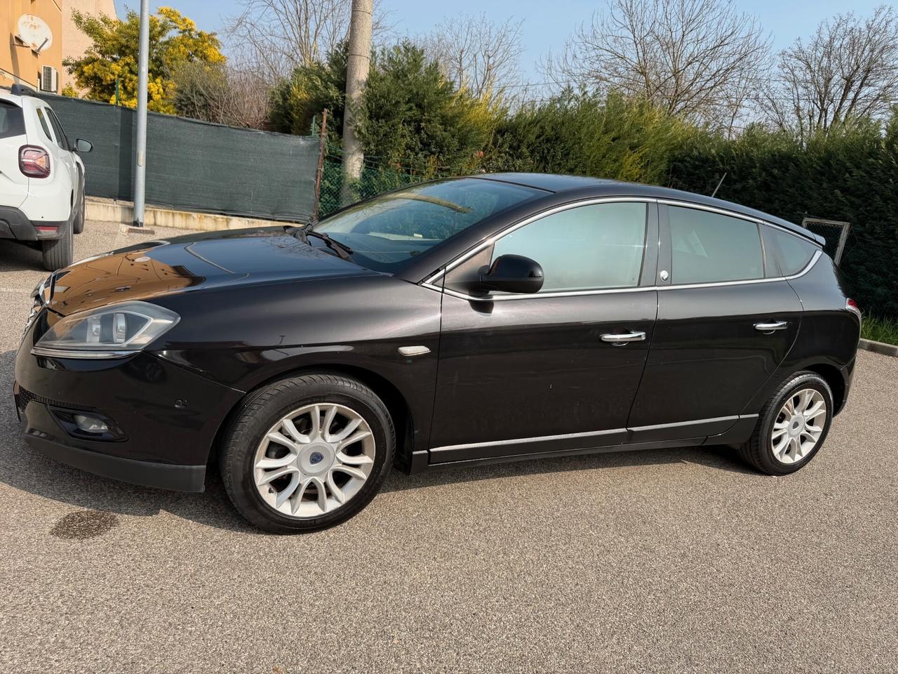 Lancia Delta 1.4 Gpl - NEOPATENTATI - 12 MESI DI GARANZIA -