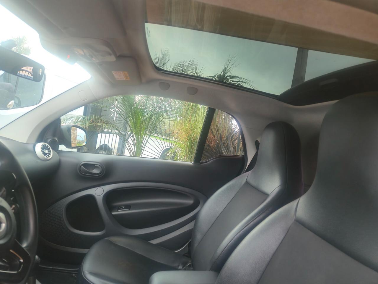 Smart ForTwo 90 0.9 Turbo twinamic JBL