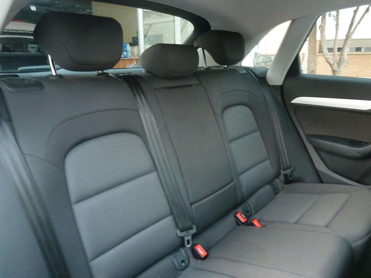 Audi Q3 2.0 TDI 150 CV Business