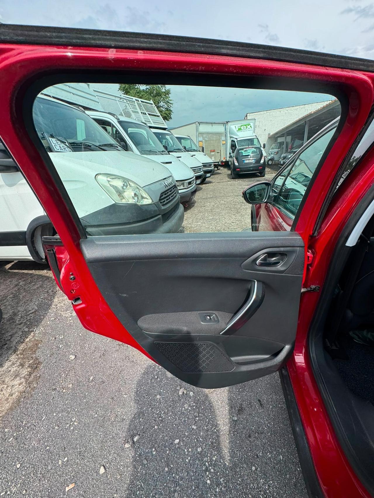Peugeot 2008 BlueHDi 120 S&S Allure