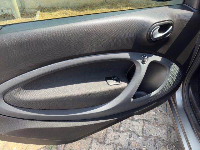 SMART ForTwo 70 1.0 twinamic Superpassion