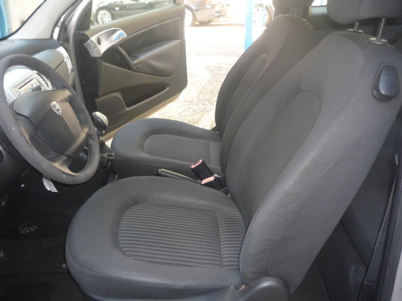 Lancia Ypsilon 1.2 69 CV Diva