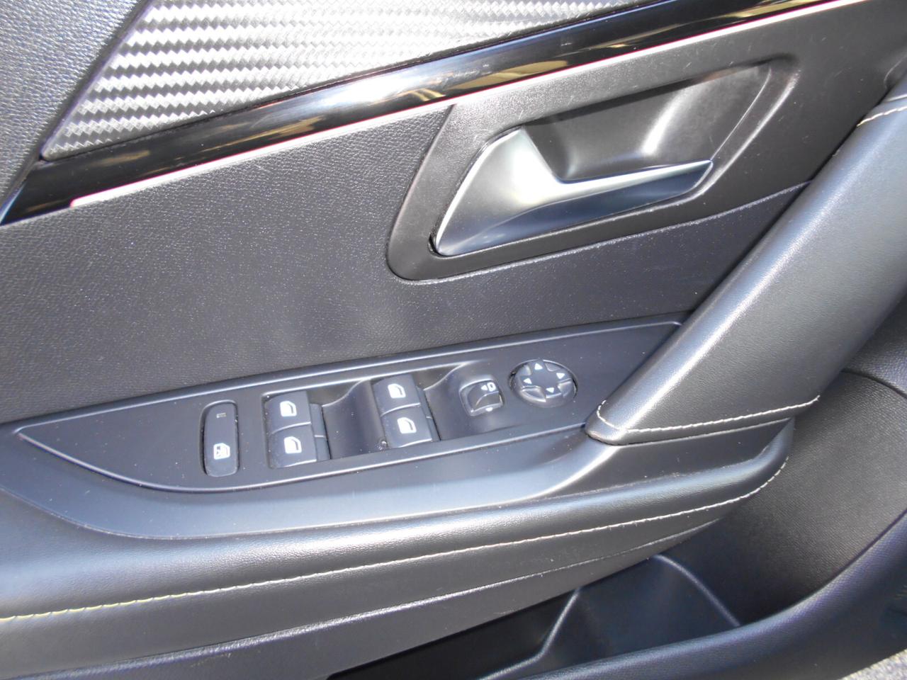 Peugeot 208 PureTech 130 Stop&Start EAT8 5 porte GT