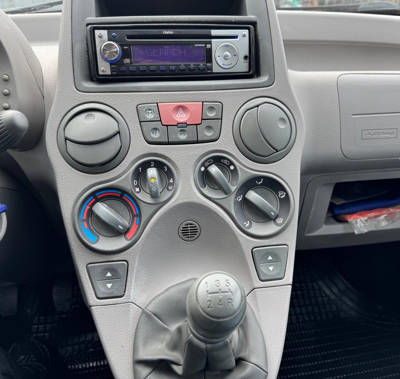 Fiat Panda 1.1 Active 54cv benzina neopatentati 2010