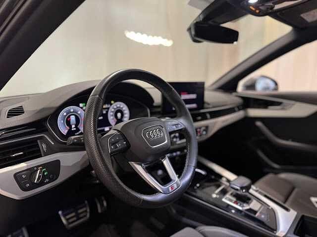 Audi A4 Avant 40 TDI quattro S tronic S line edition