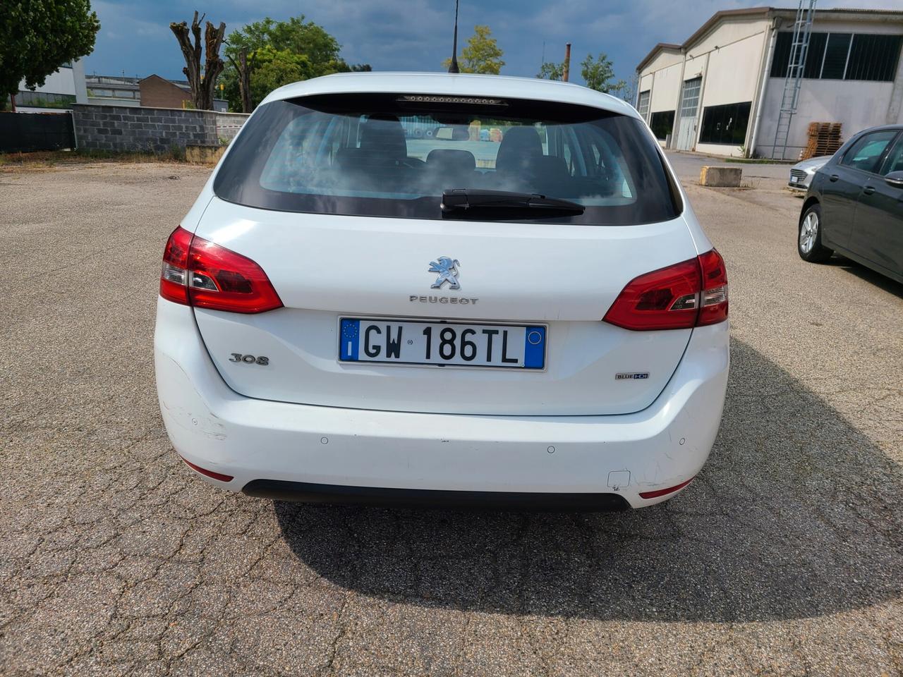 Peugeot 308 BlueHDi 1.6 diesel euro6