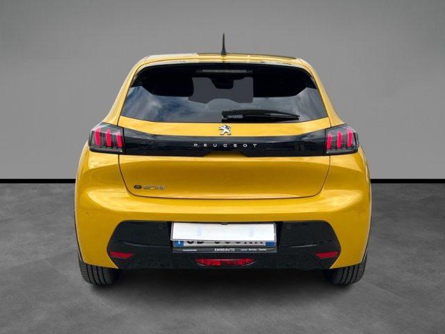 PEUGEOT 208 motore elettrico 136 CV 5 porte GT Line