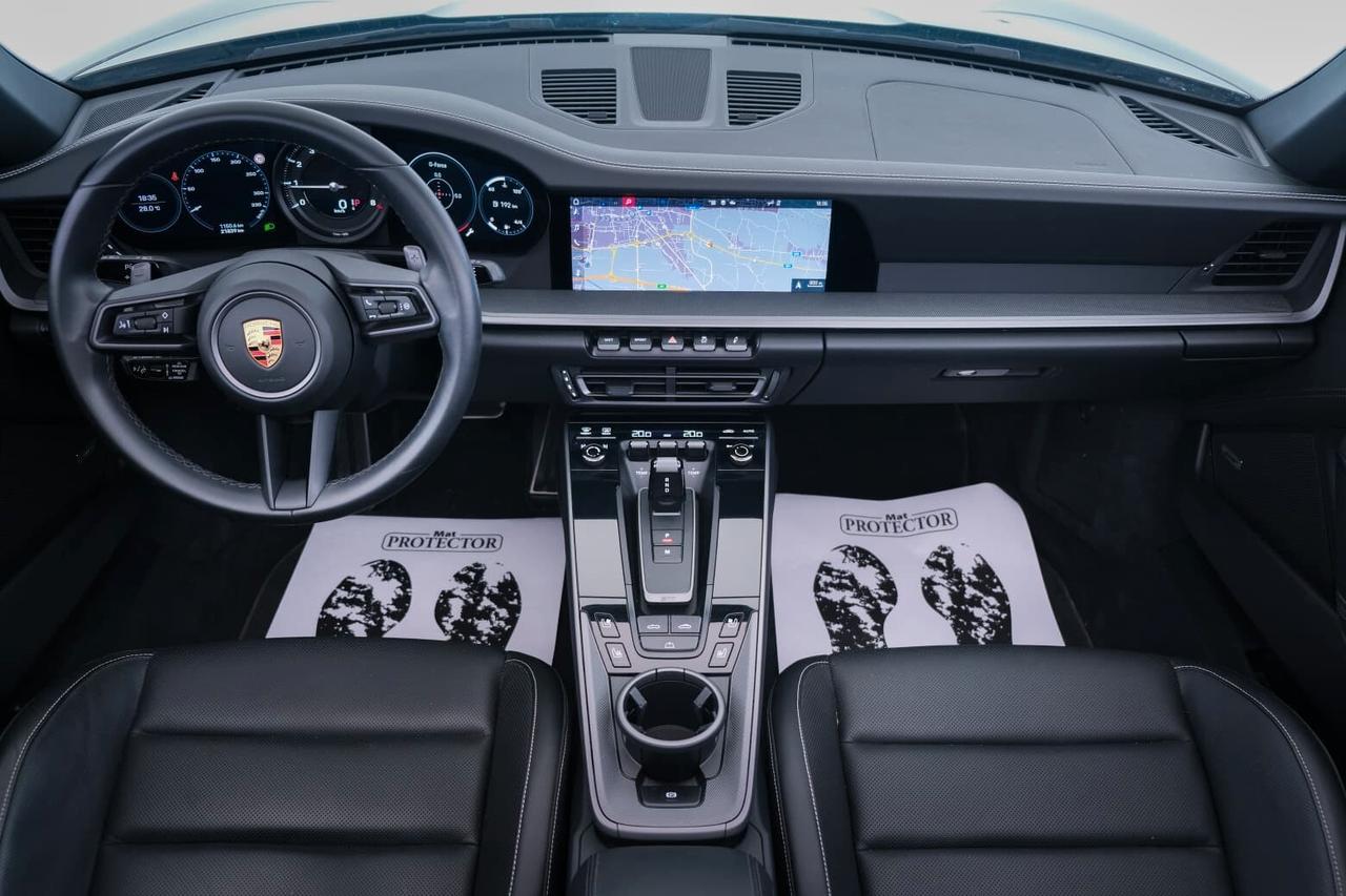 Porsche 911 Cabrio 3.0 Carrera auto