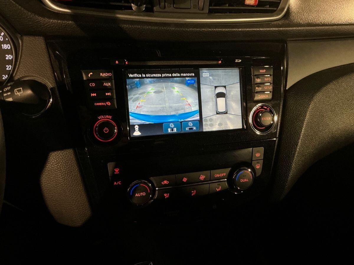 Nissan Qashqai 1.6 dCi 130cv TEKNA +