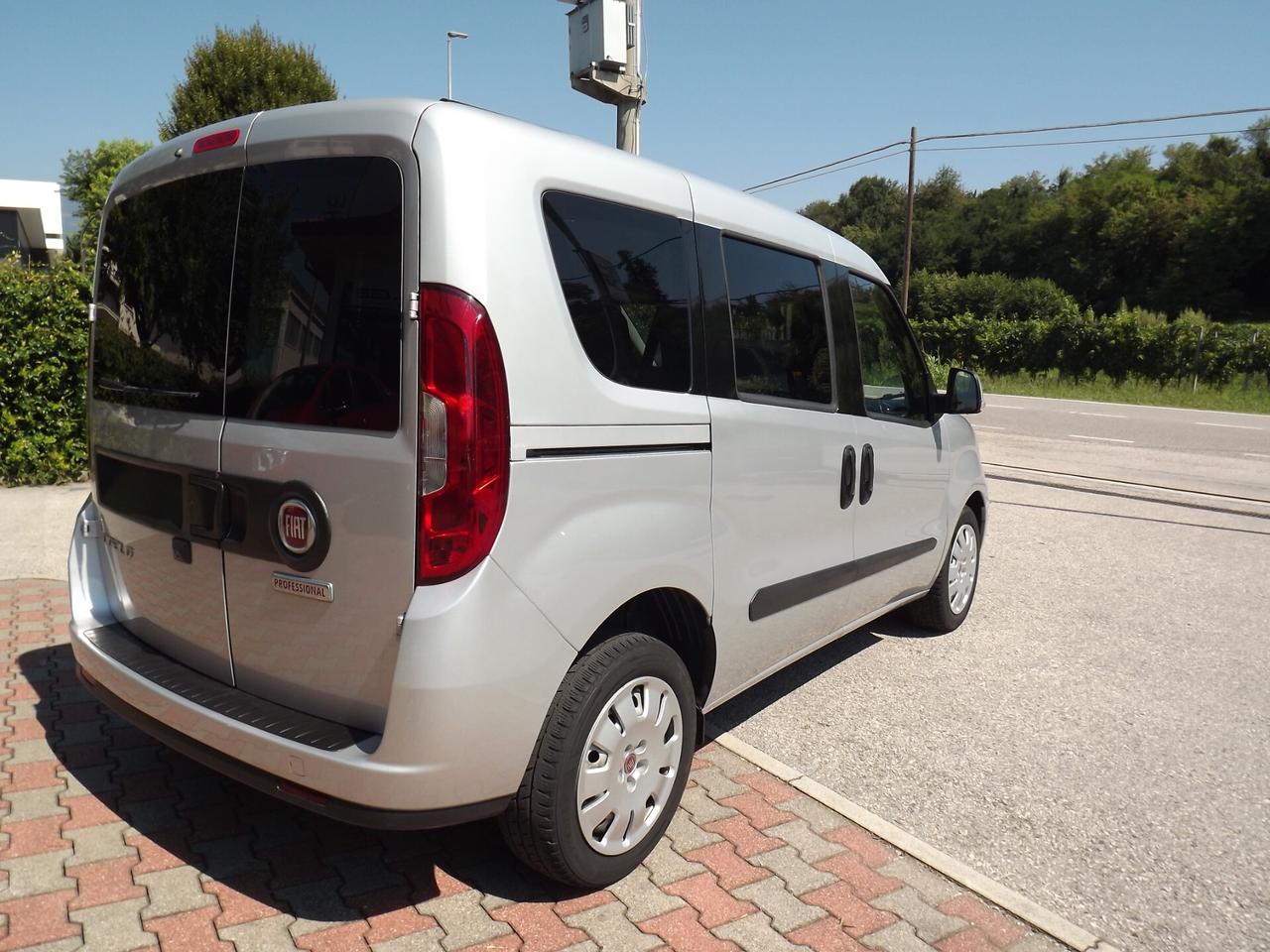 Fiat Doblo Doblò 1.6 MJT 120CV S&S PC-TN Cargo Lounge N1 autocarro 5 posti
