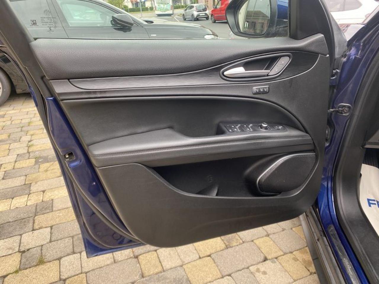 Alfa Romeo Stelvio 2.2 Turbodiesel 190 CV AT8 Q4 Business XENO