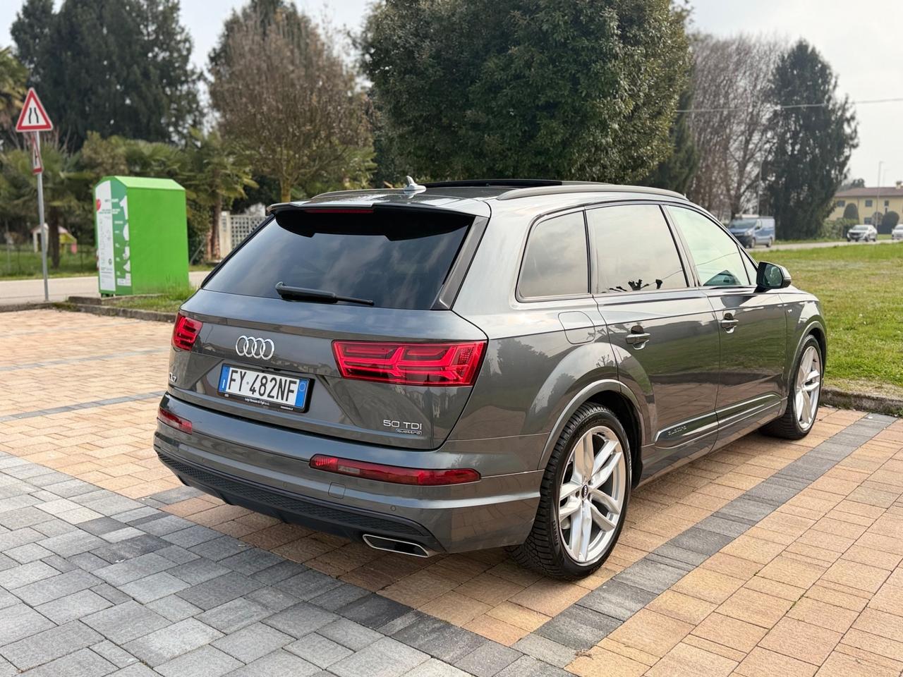 Audi Q7 50 TDI QUATTRO S LINE TETTO PANORAMICO