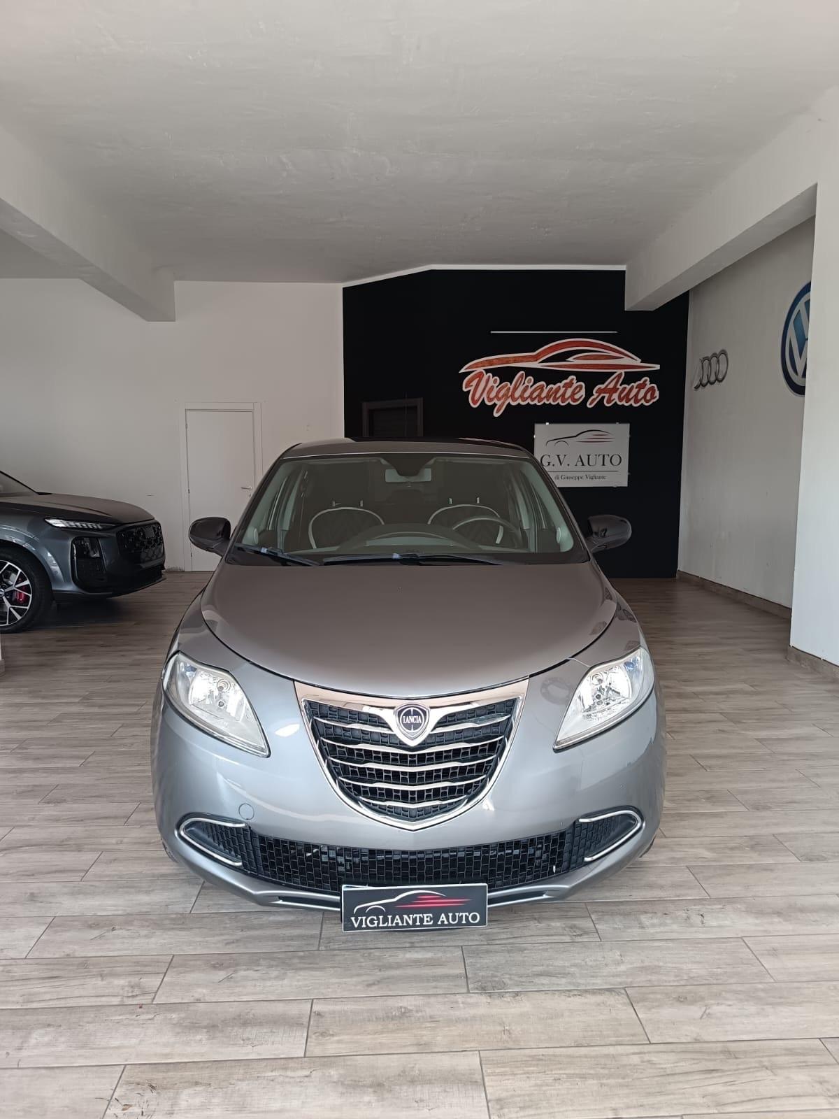 Lancia Ypsilon 1.2 69 CV 5 porte GPL Ecochic Platinum