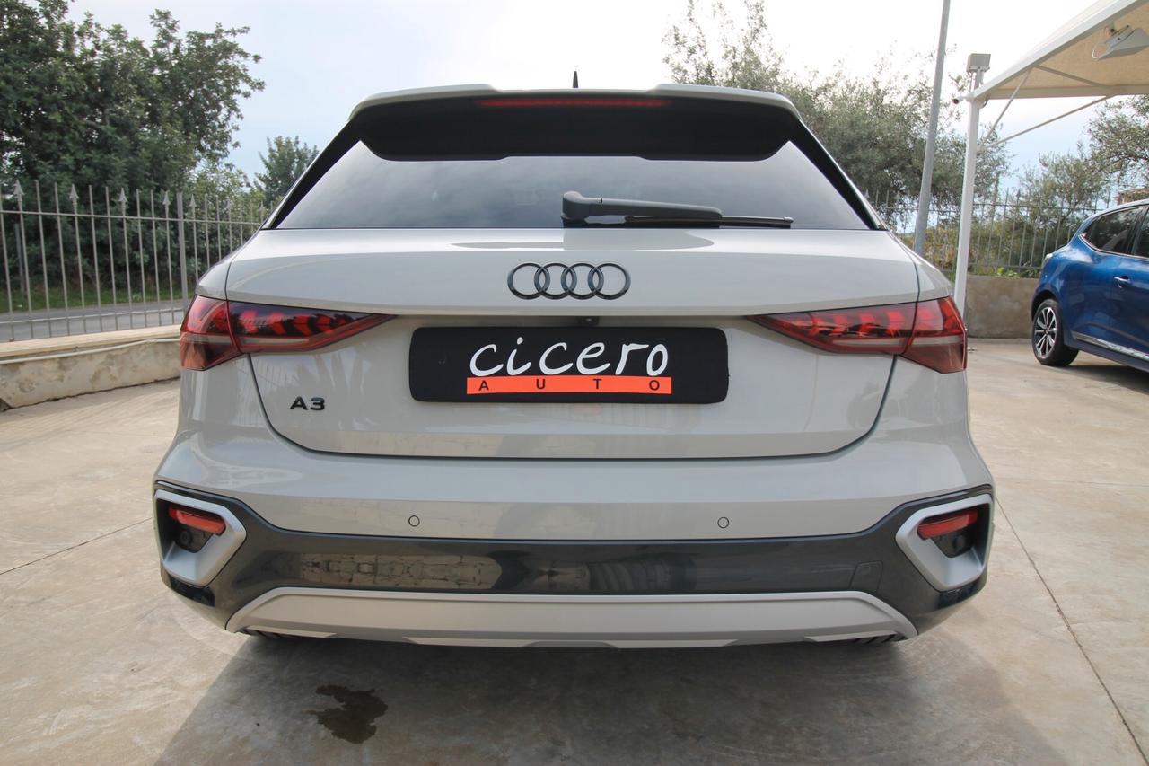 Audi A3 allstreet 35 TFSI S tronic Identity Contrast 11.2025