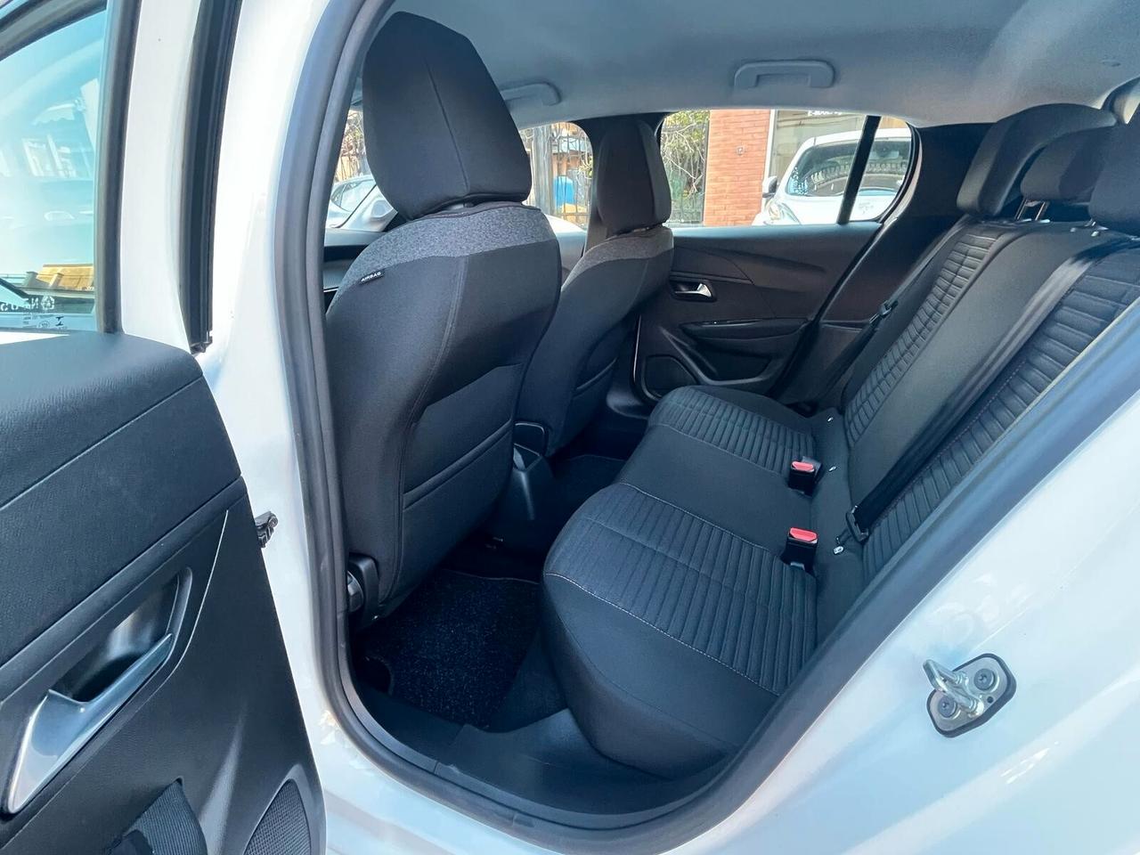 Peugeot 208 PureTech 100 5 porte Active Pack X NEOPATENTATI