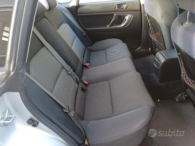 Subaru Legacy 2.0 16V GX Gpl