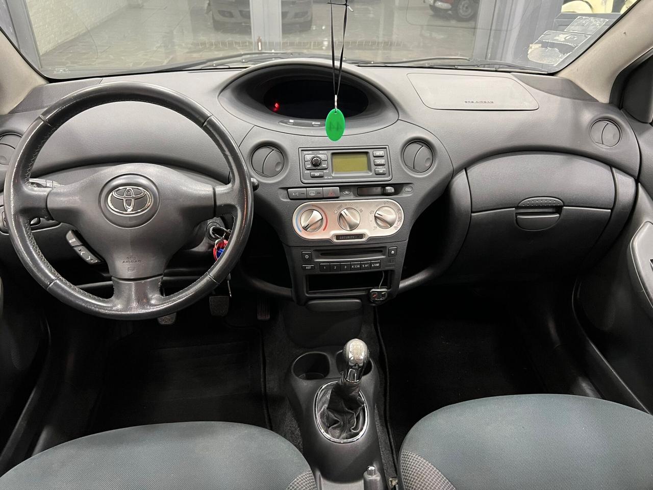 Toyota Yaris 1.4 tdi D-4D cat 5 porte Sol