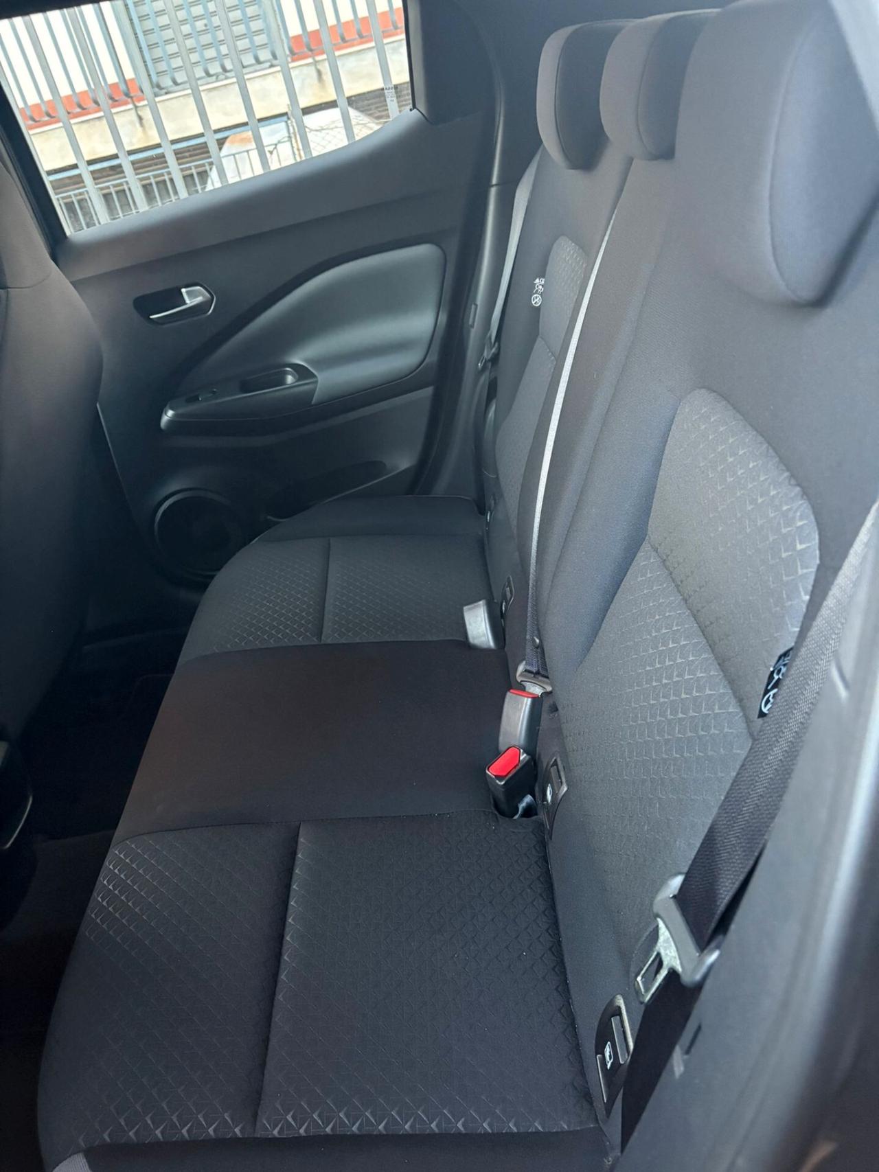 Nissan Juke 1.0 DIG-T 114 CV N-Connecta
