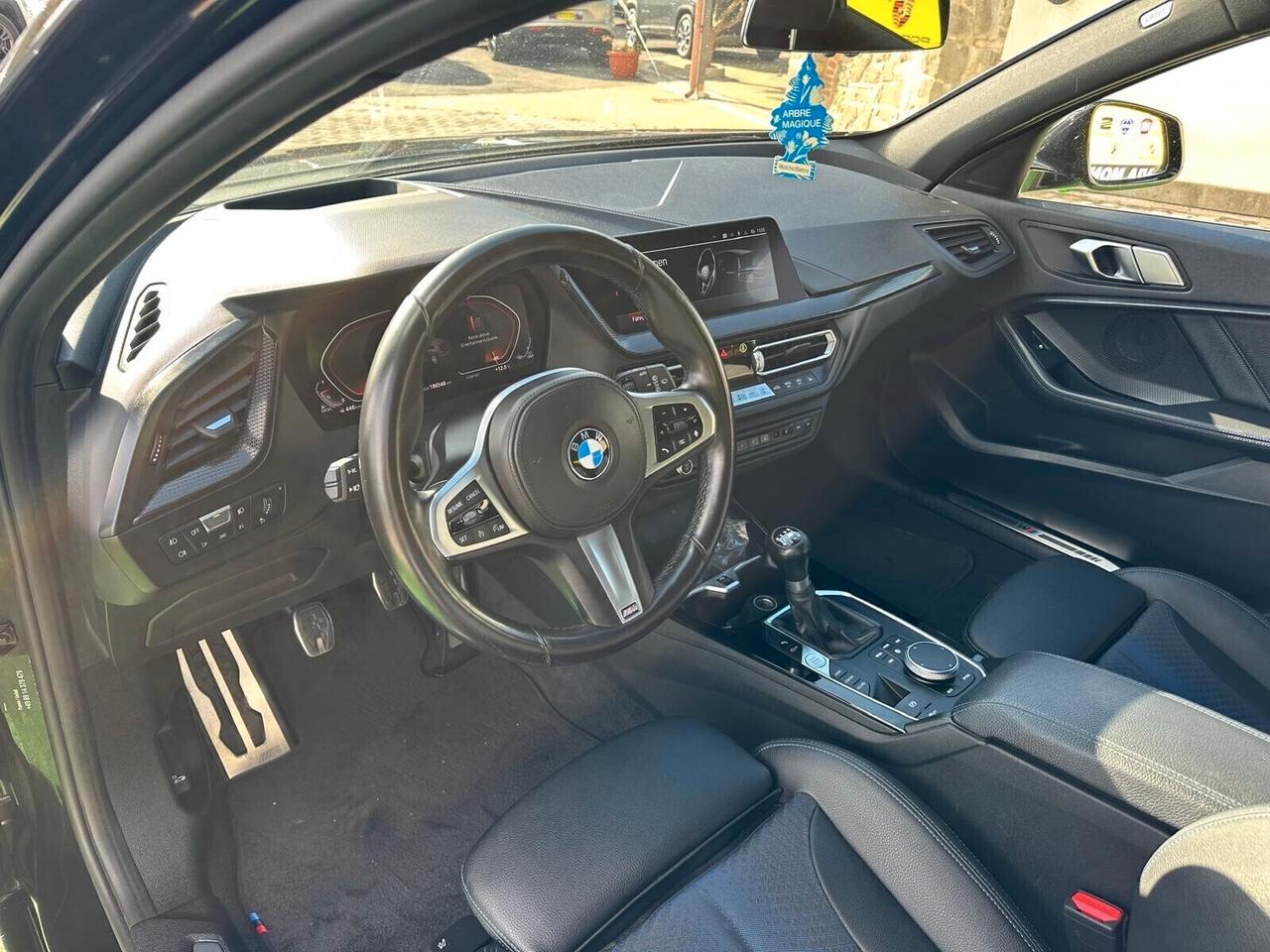 Bmw 1 116d 5p. Msport