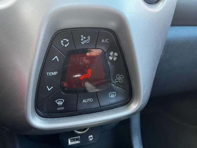 Toyota Aygo Aygo II 5p 1.0 x-cite my15