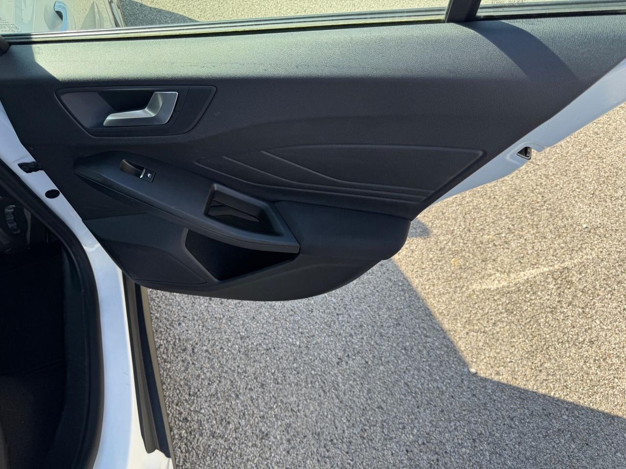 FORD FOCUS 1.5 EcoBlue automatico SW 144000 km