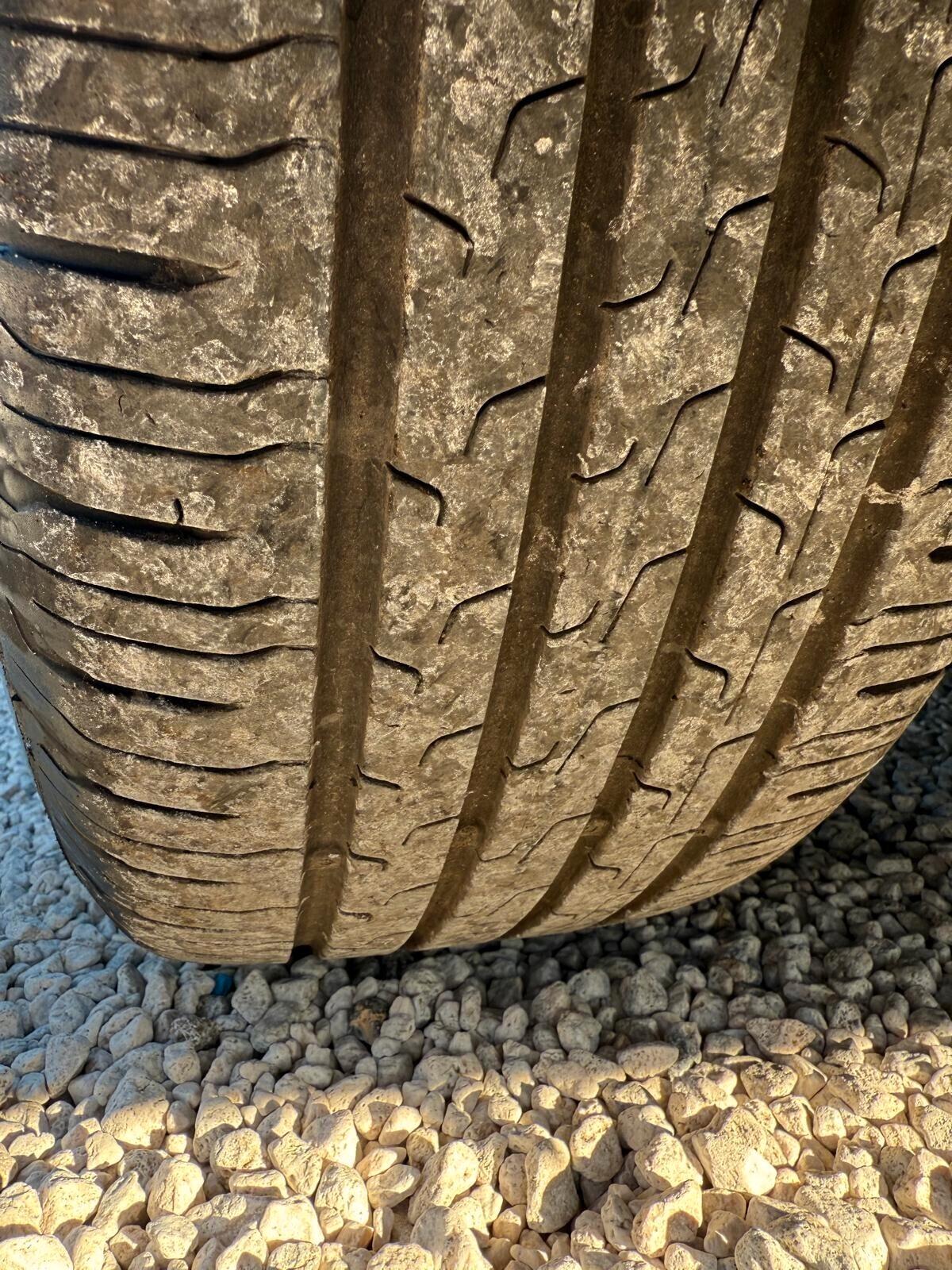 Toyota C-HR 1.8 Hybrid E-CVT Business