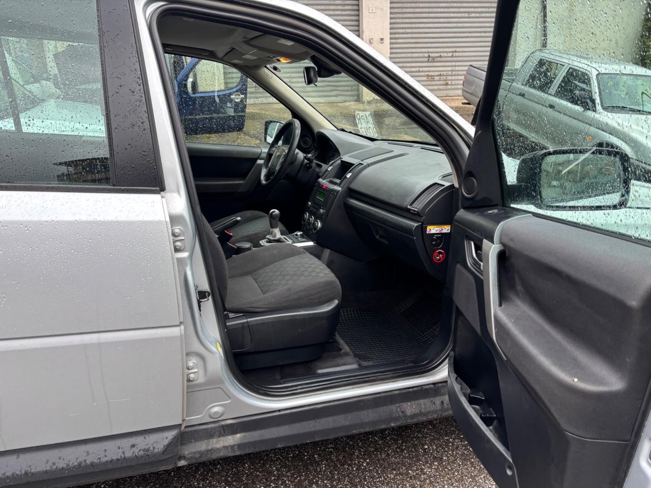 Land Rover Freelander 2.2 TD4 S.W. SE