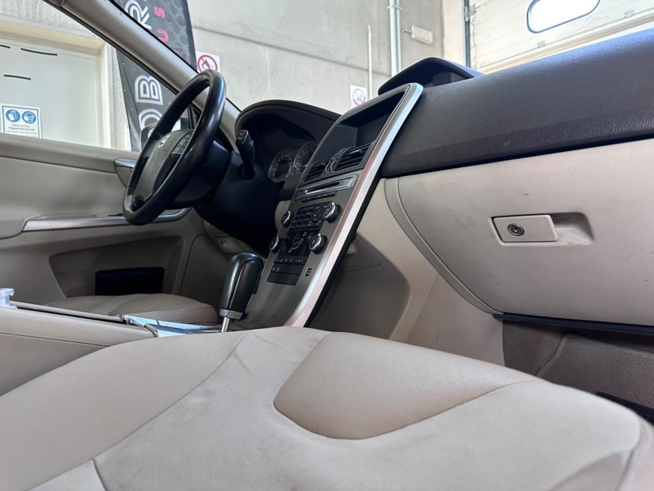 Volvo XC 60 XC60 2.4 D Momentum